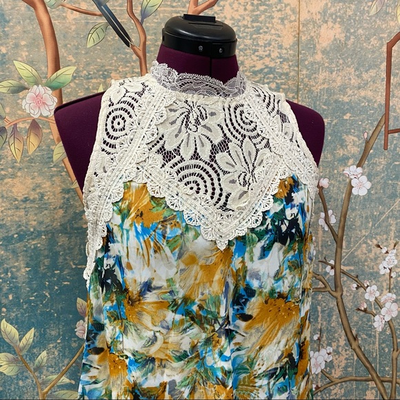 NWT Entro Lace Dress - Picture 2 of 5